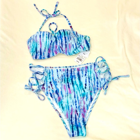 Shade & Shore Other - Shade & Shore NWOT Bikini (32B top, Medium bottom) Swimsuit